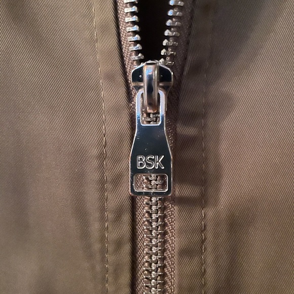 Bershka Cropped Bomber Jacket - Size S - Picture 5 of 10